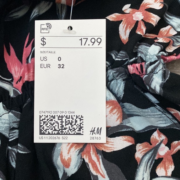 Women’s Romper - Picture 6 of 6